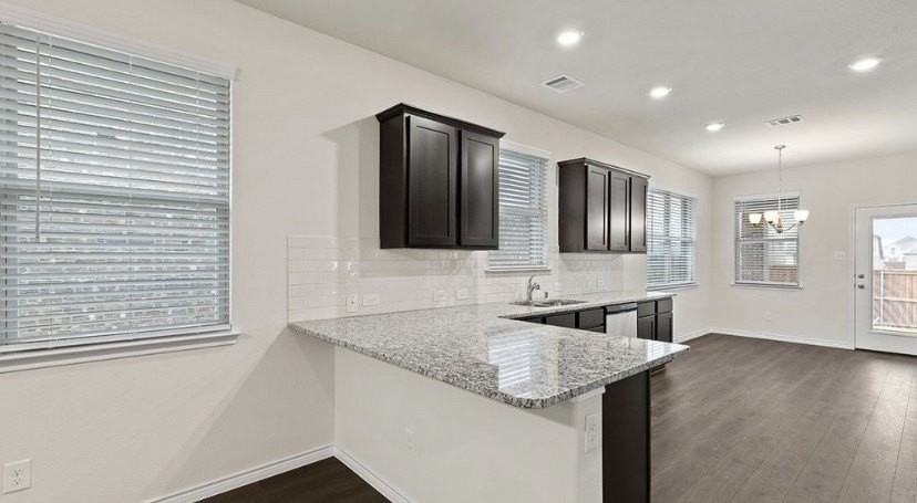 2344 Opaline Dr - Photo 4 of 15