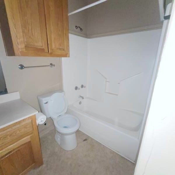 710 W Waco St - Photo 6 of 15