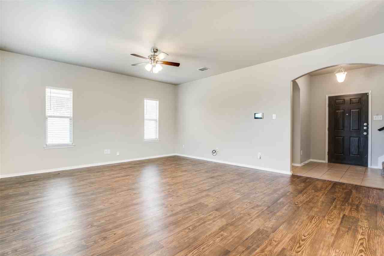 1229 Land Oak Rd - Photo 4 of 25