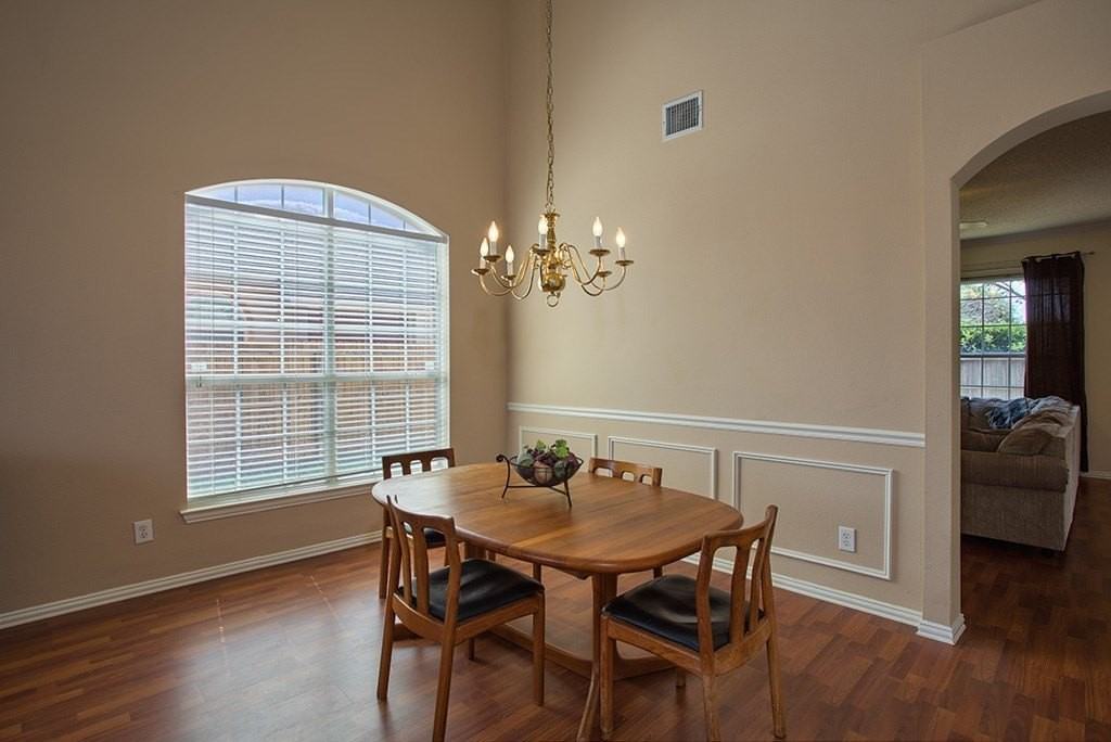 4428 Heath Ct - Photo 7 of 13