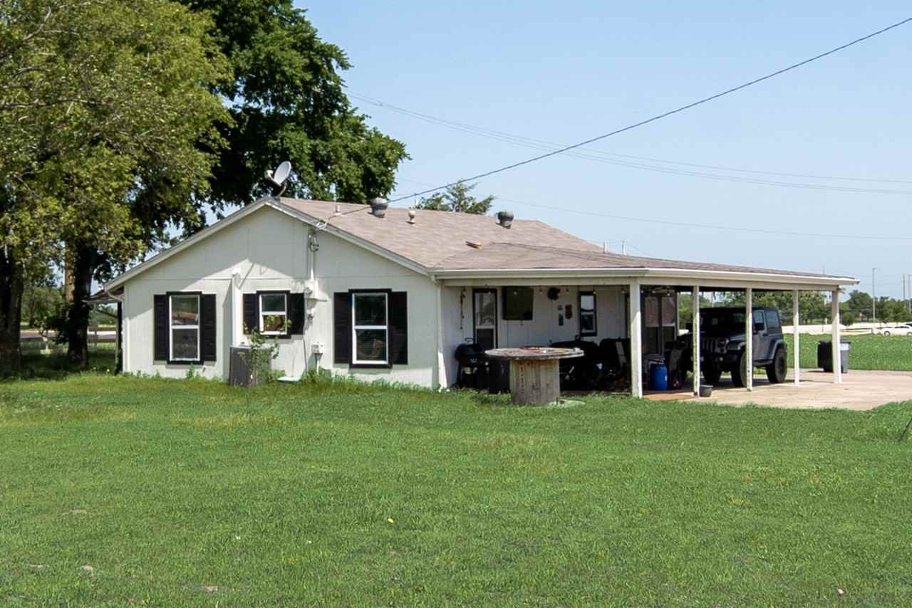 354 N Fm 1138 - Photo 2 of 16
