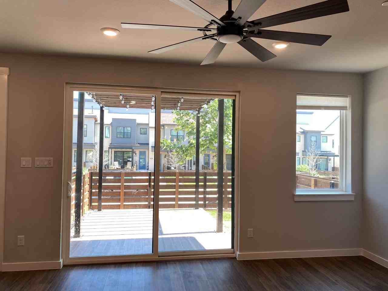 829 Emerling Dr - Photo 5 of 17