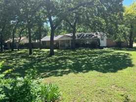 406 S Main St - Photo 1 of 1