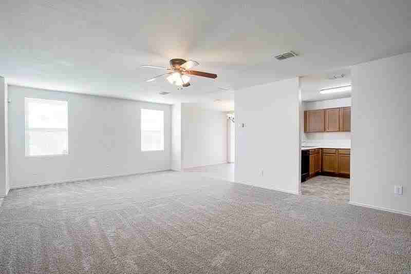 10540 Flagstaff Run - Photo 5 of 28