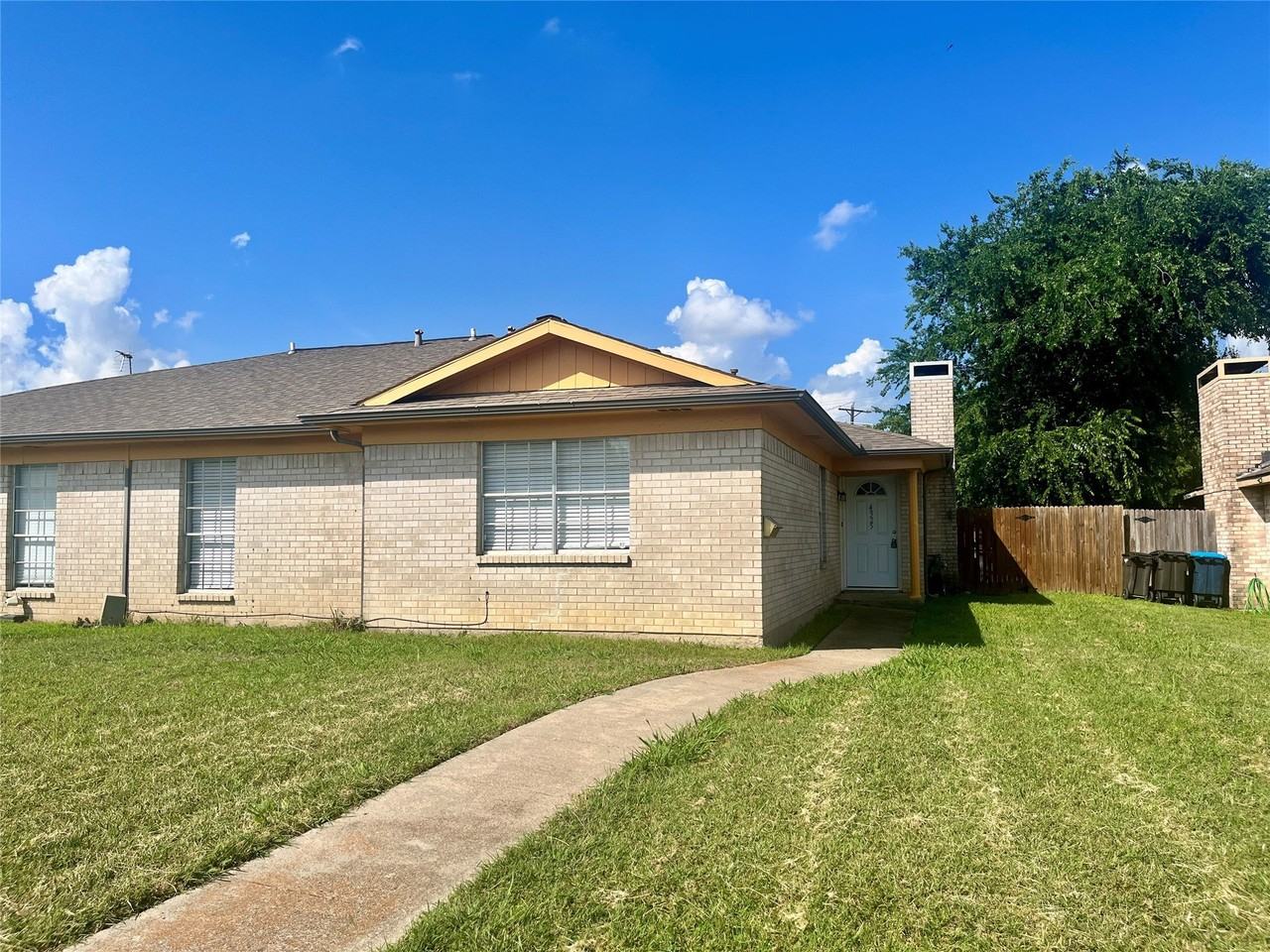 4325 Segura Ct S