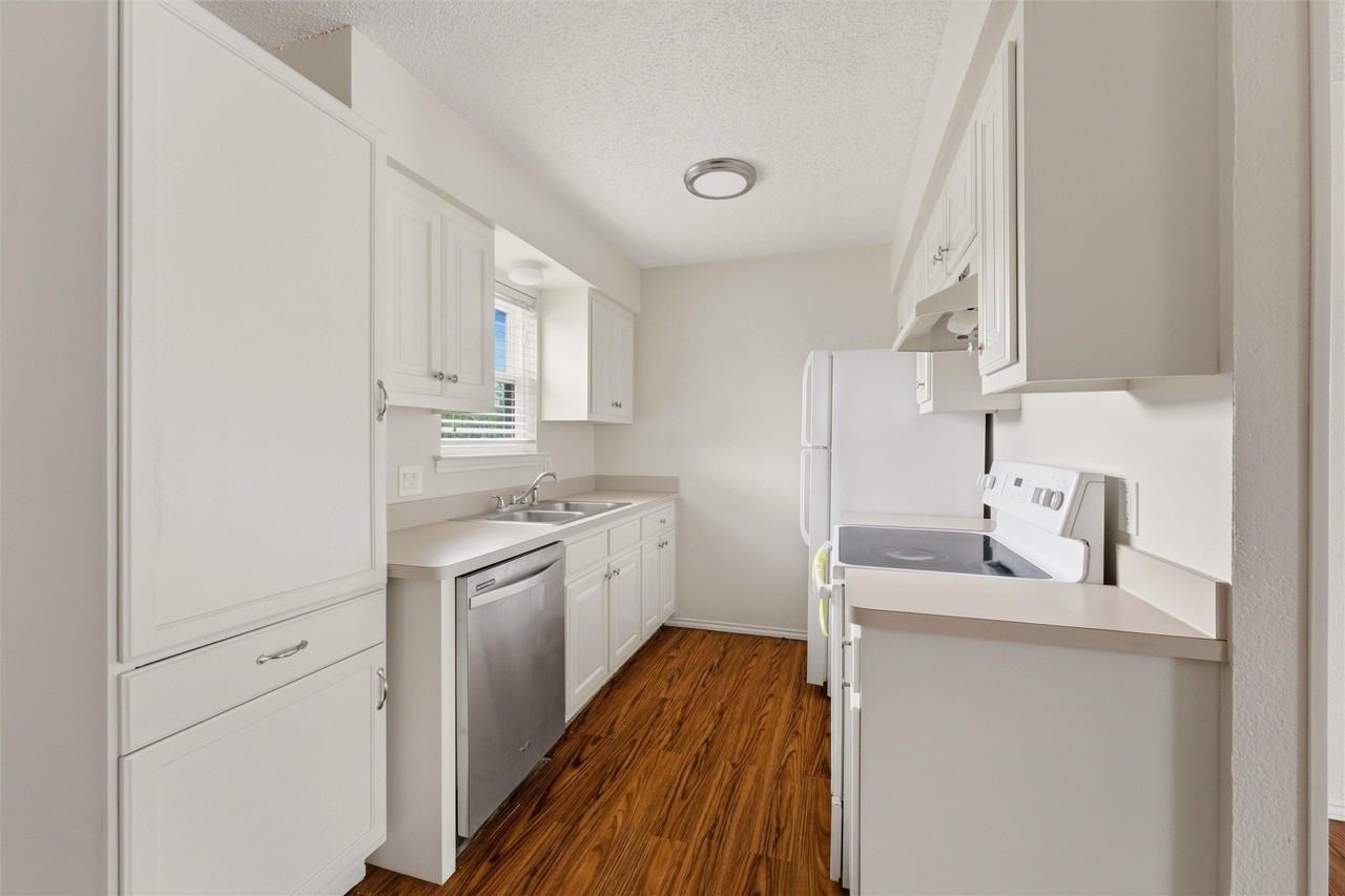 401 N 7th St - Photo 4 of 14