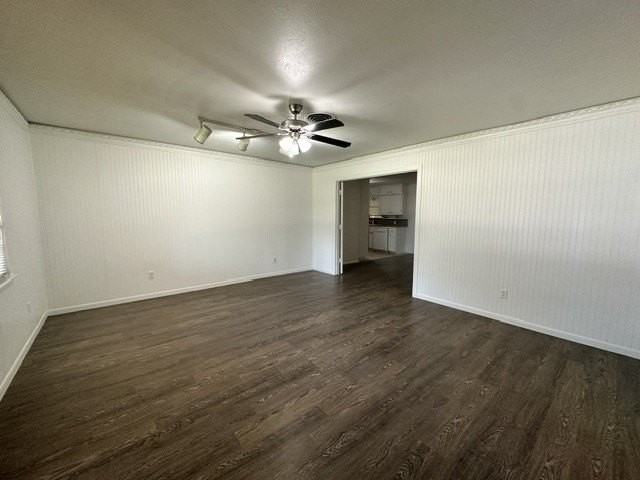 2820 Southgate Dr - Photo 3 of 24