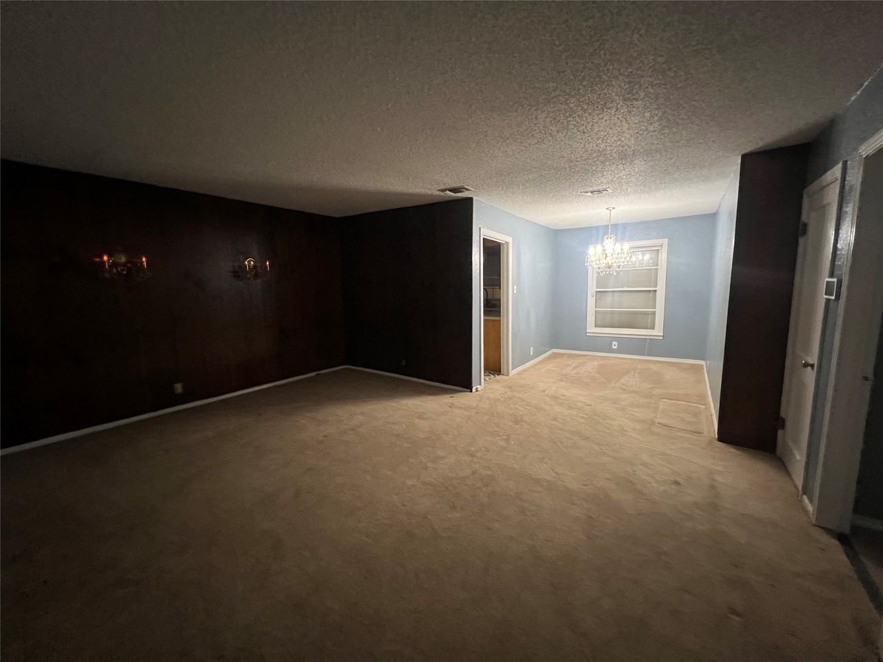4233 Voncille St - Photo 5 of 23