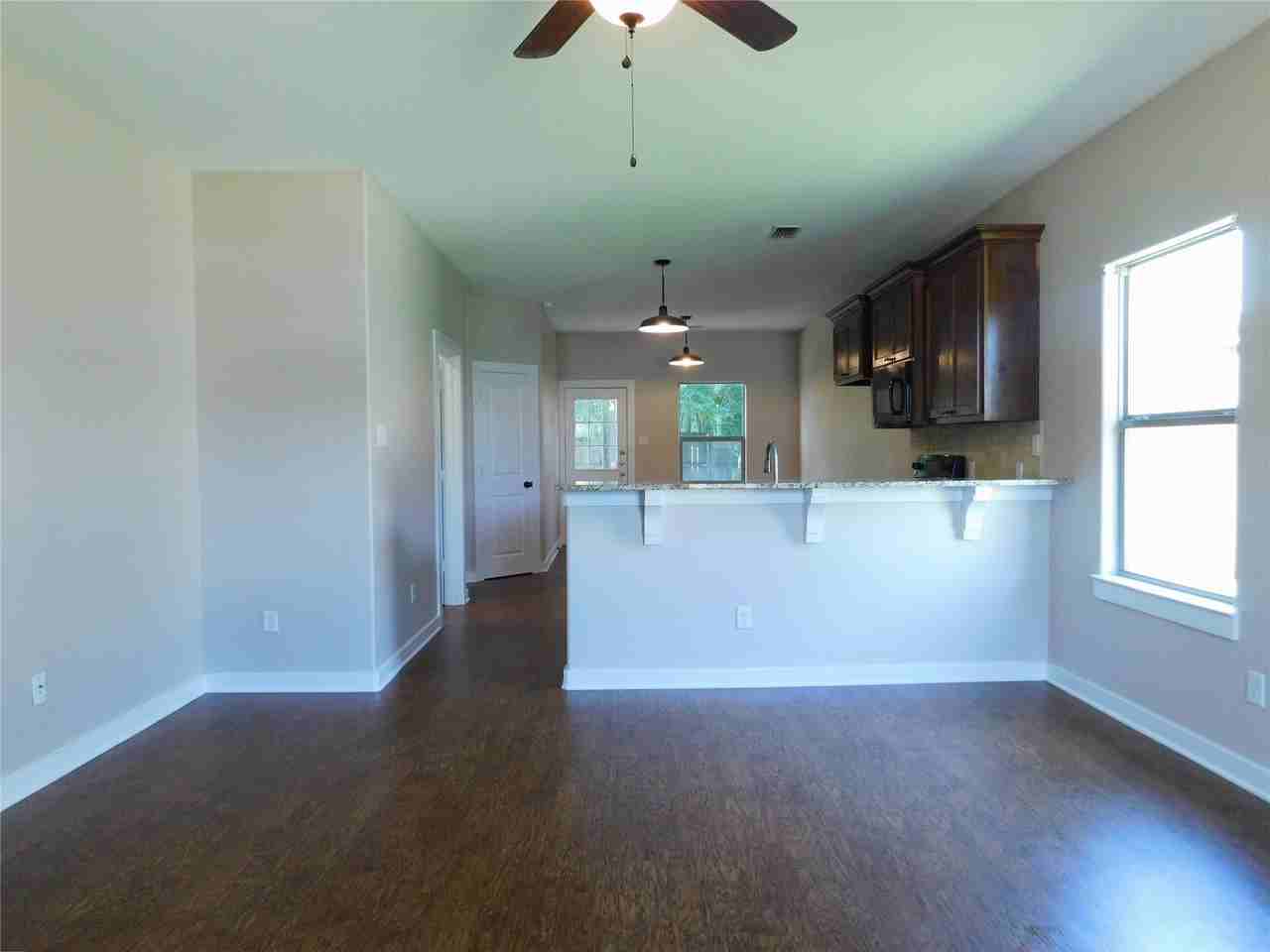 673 Copenhavr St - Photo 6 of 24