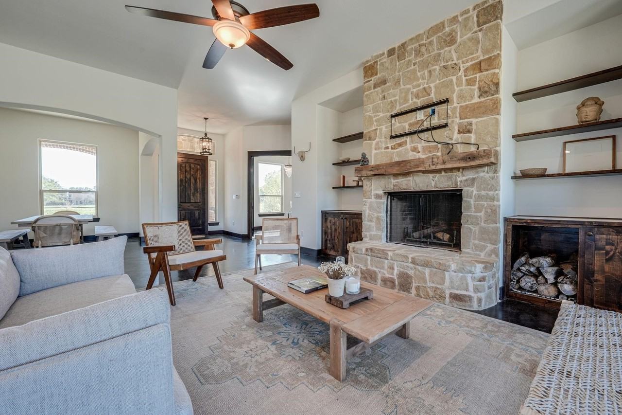 11445 Foutch Rd - Photo 7 of 40