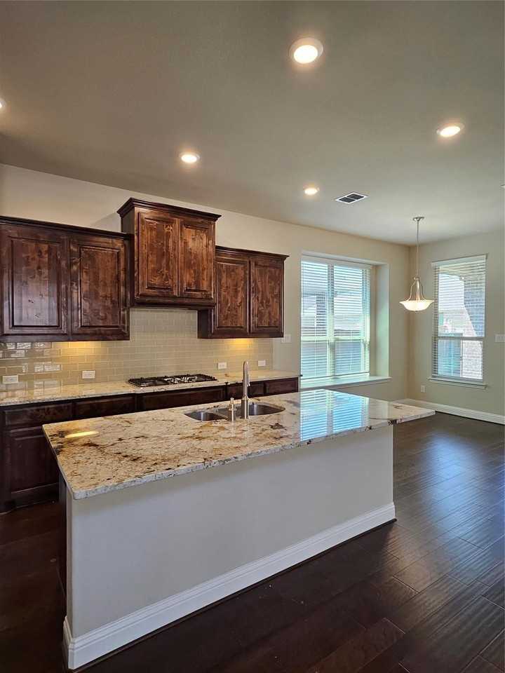 7378 Joshua Rd - Photo 6 of 25