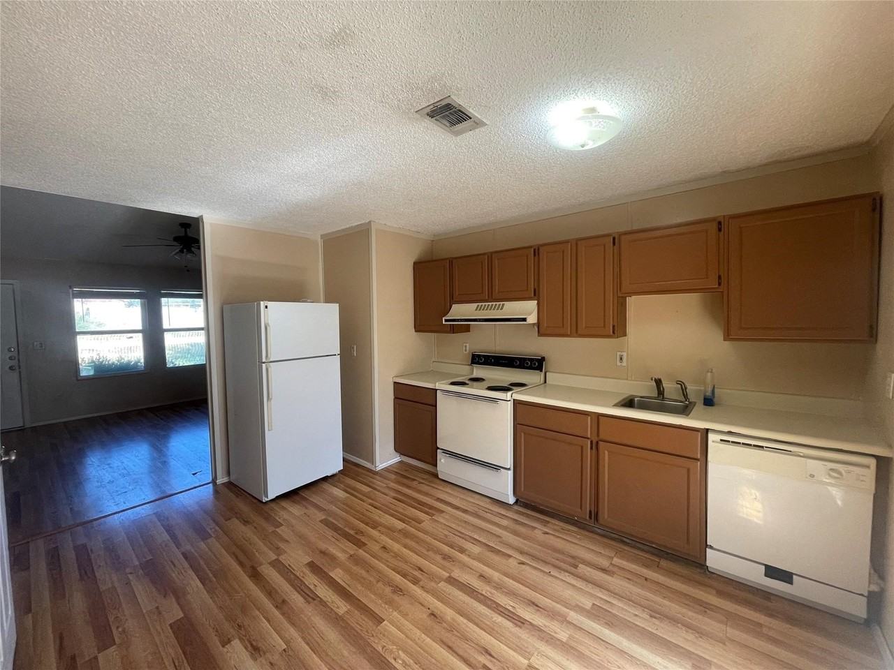 4217 Quail Ridge Ct - Photo 4 of 7