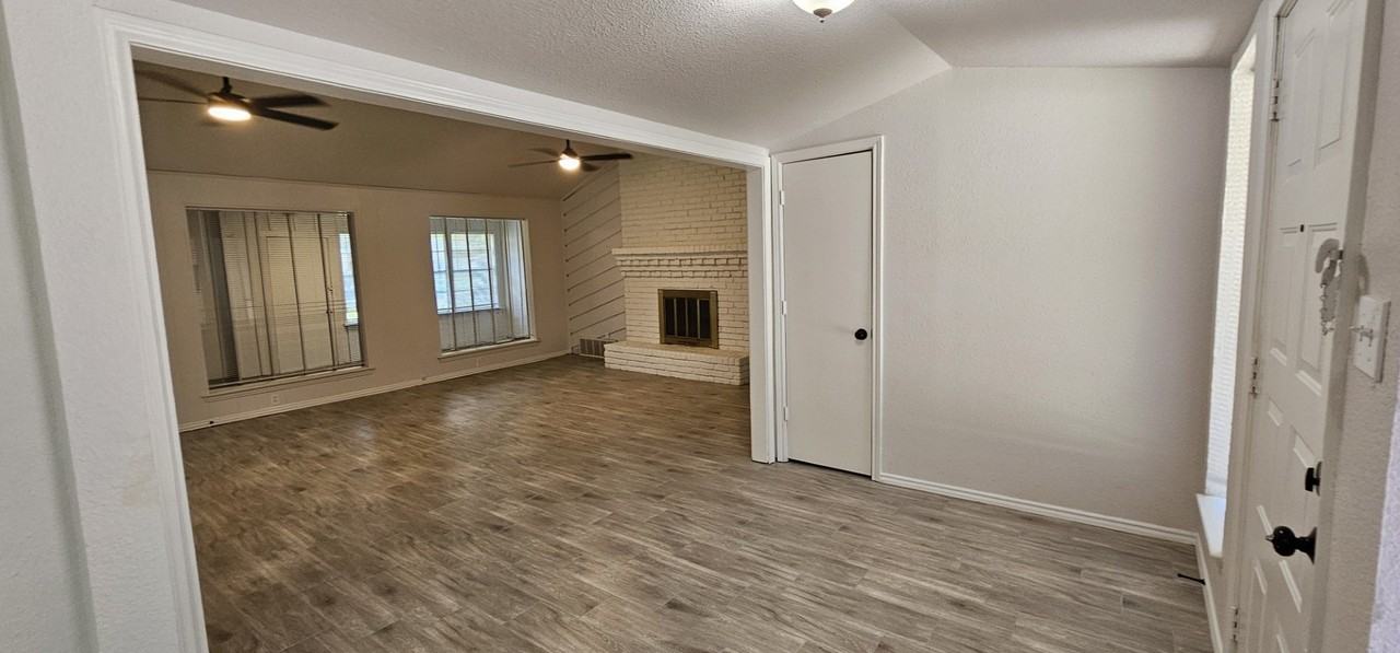 1204 Laurie Ave - Photo 6 of 32