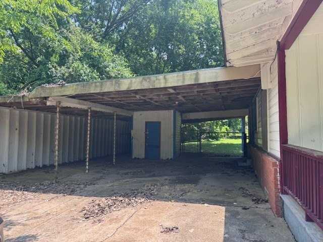 704 Cedar St - Photo 2 of 10