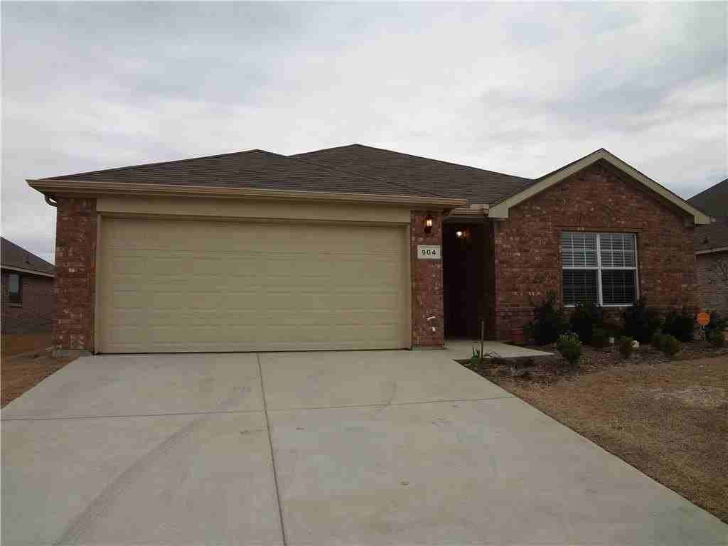 904 Mazatlan Ct