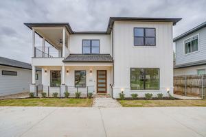 featured image of 2705 Gordon Ave