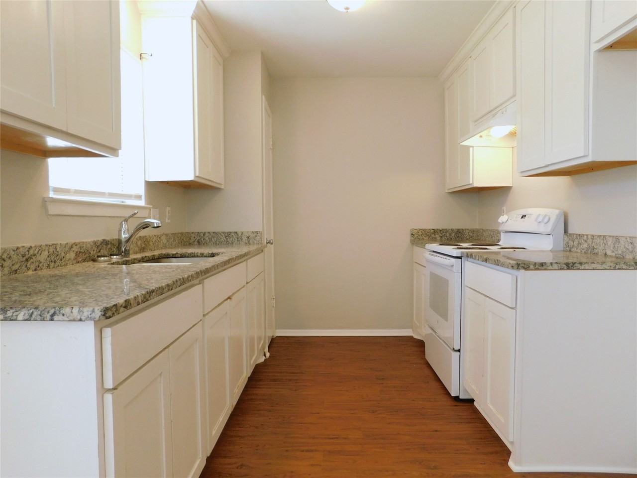 217 Mockingbird Ln - Photo 6 of 18