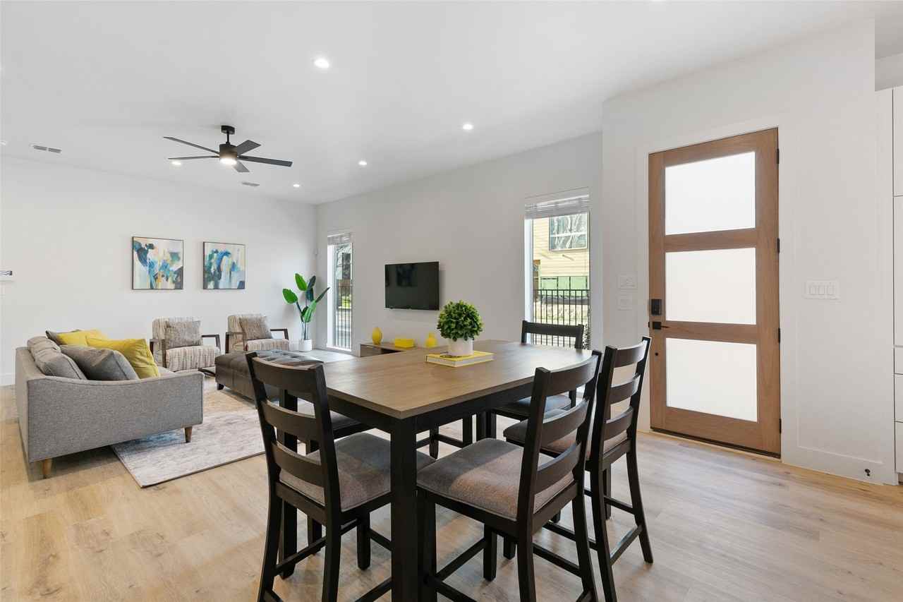 2513 N Winnetka Ave - Photo 5 of 25