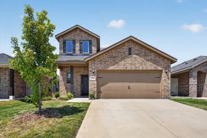 featured image of 3304 Shortgrass Ln