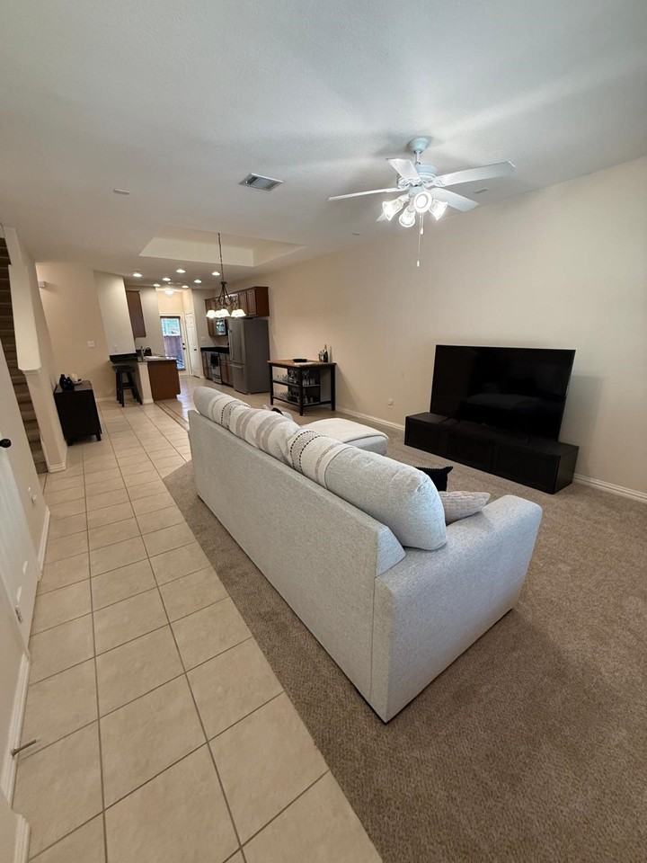 6406 Shakespeare Pl - Photo 4 of 20