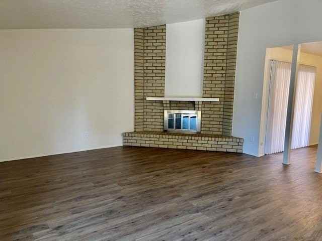 4020 Blue Flag Ln - Photo 3 of 28