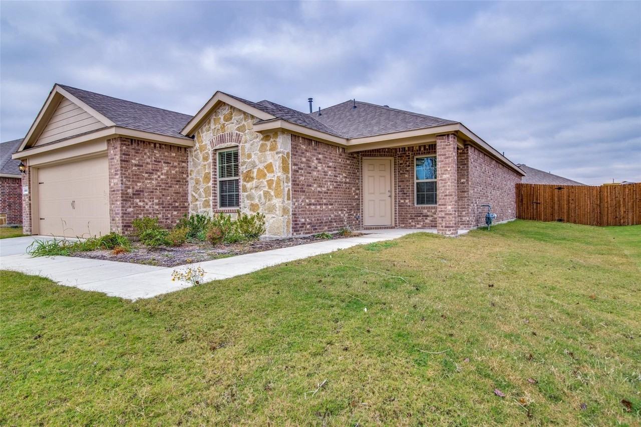 1512 Wild Rye Cir
