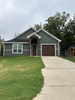 featured image of 914 Baker St