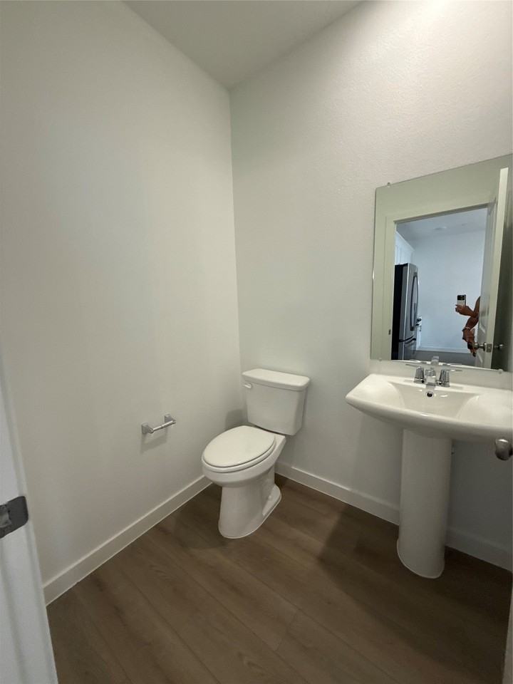 7621 Dakota Dr - Photo 5 of 14