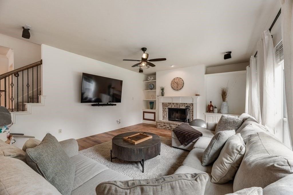 4104 Tiffany Dr - Photo 3 of 18