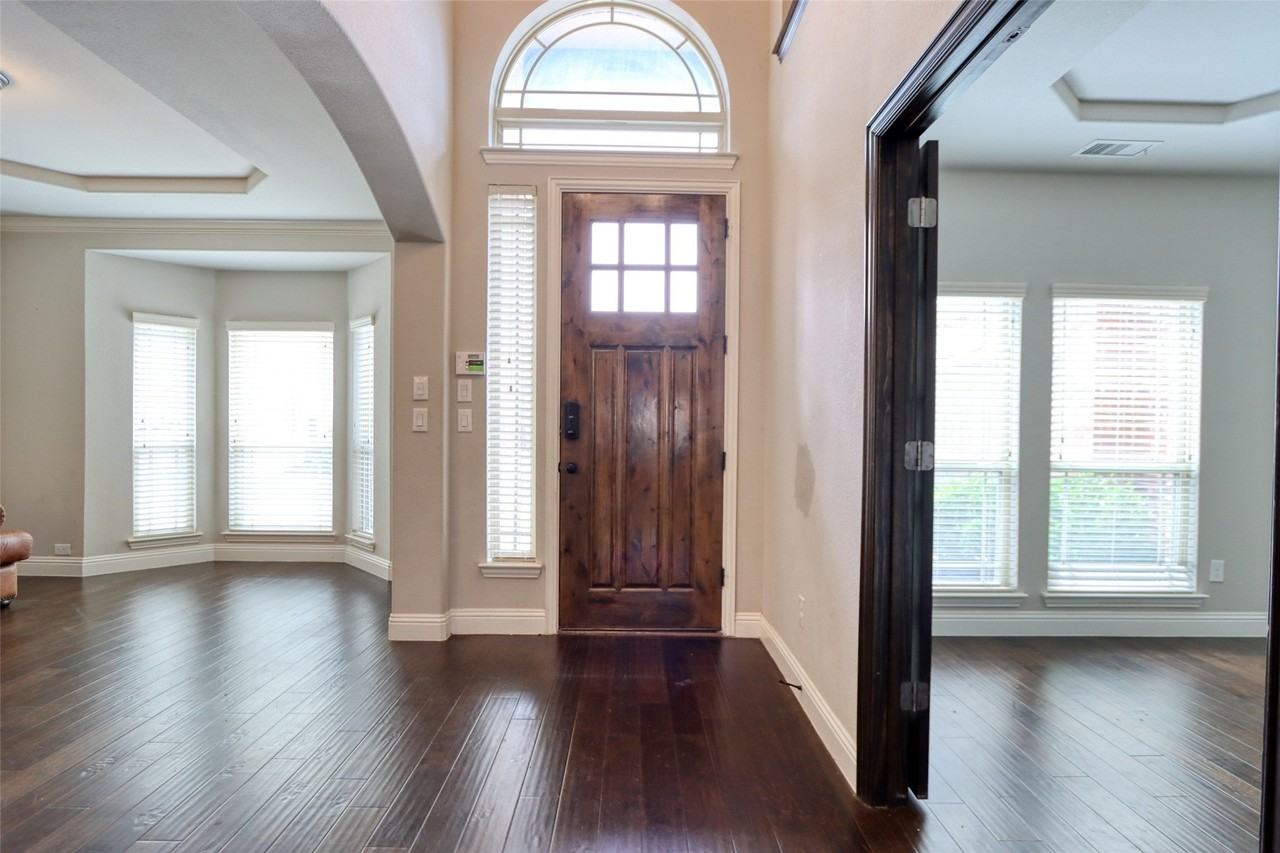 2601 Grouse Hollow Way - Photo 6 of 40
