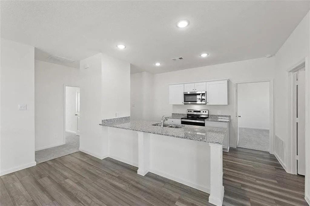 783 Camden Dr - Photo 4 of 14
