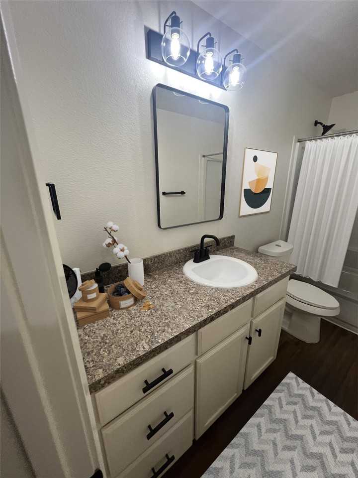 4639 Williams Rd #110 - Photo 7 of 11