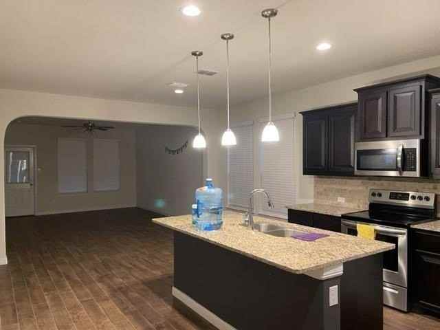 9528 Belle Prairie Trl - Photo 3 of 9