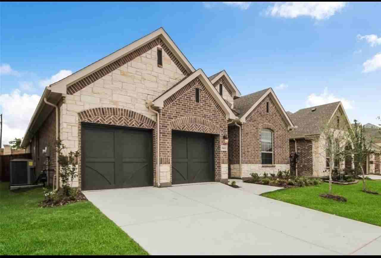 5612 Amphora Ave - Photo 2 of 24
