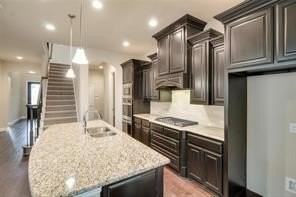 5612 Amphora Ave - Photo 7 of 24