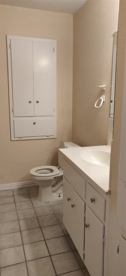 101 S Quinlan St - Photo 6 of 7