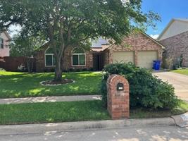 featured image of 2106 Millwood Dr