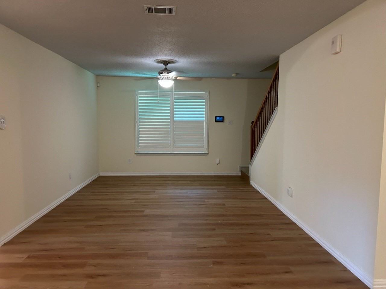 2106 Millwood Dr - Photo 4 of 22