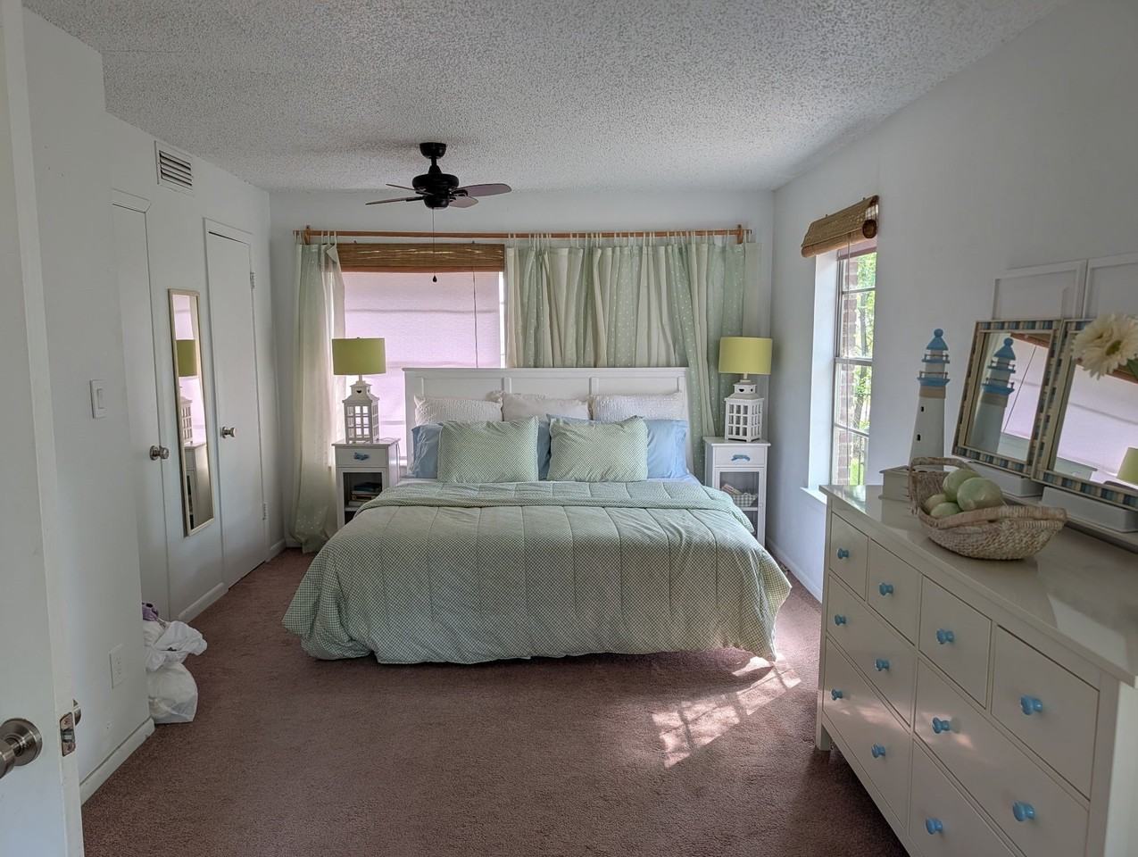 155 Lake Dr - Photo 6 of 18