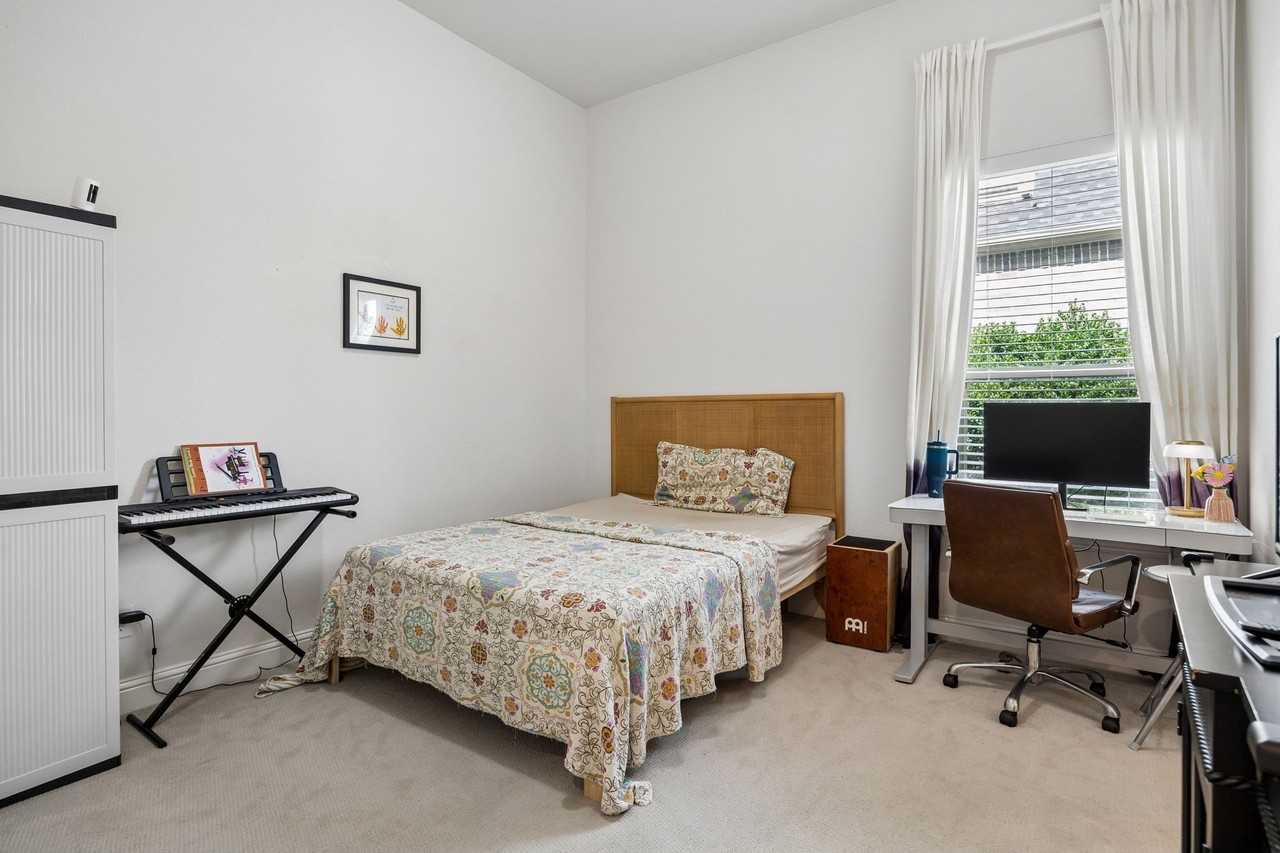 4131 Dewberry Ln - Photo 6 of 38