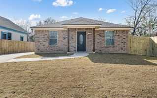 featured image of 1126 N 11th St
