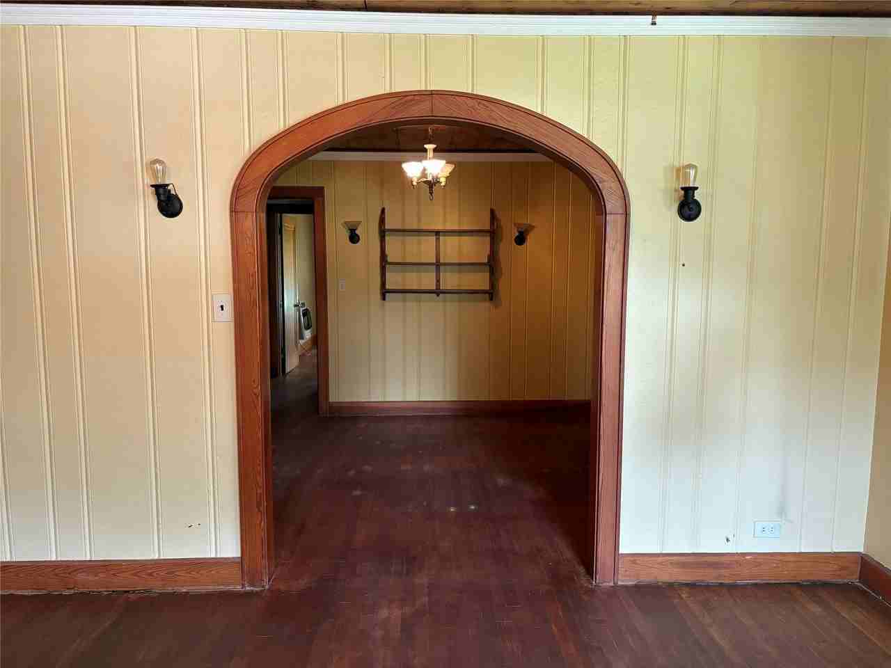 828 W Gandy St - Photo 6 of 27
