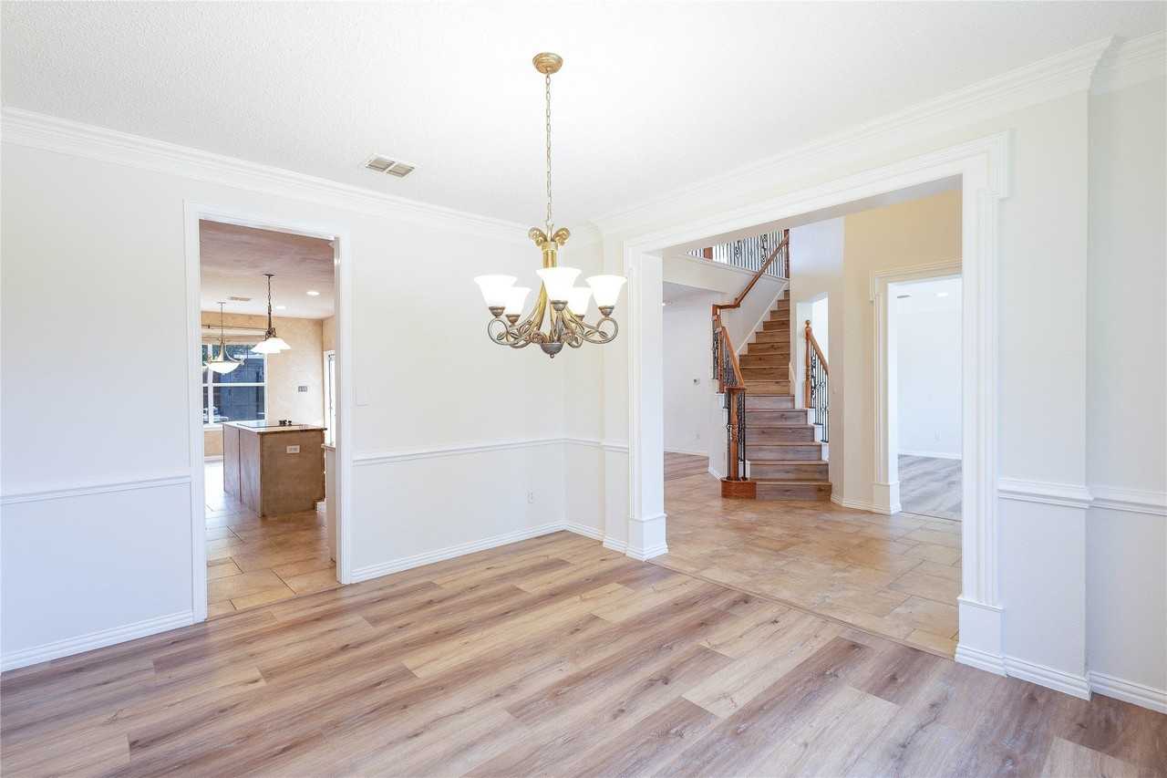3808 Hunters Trl - Photo 6 of 27