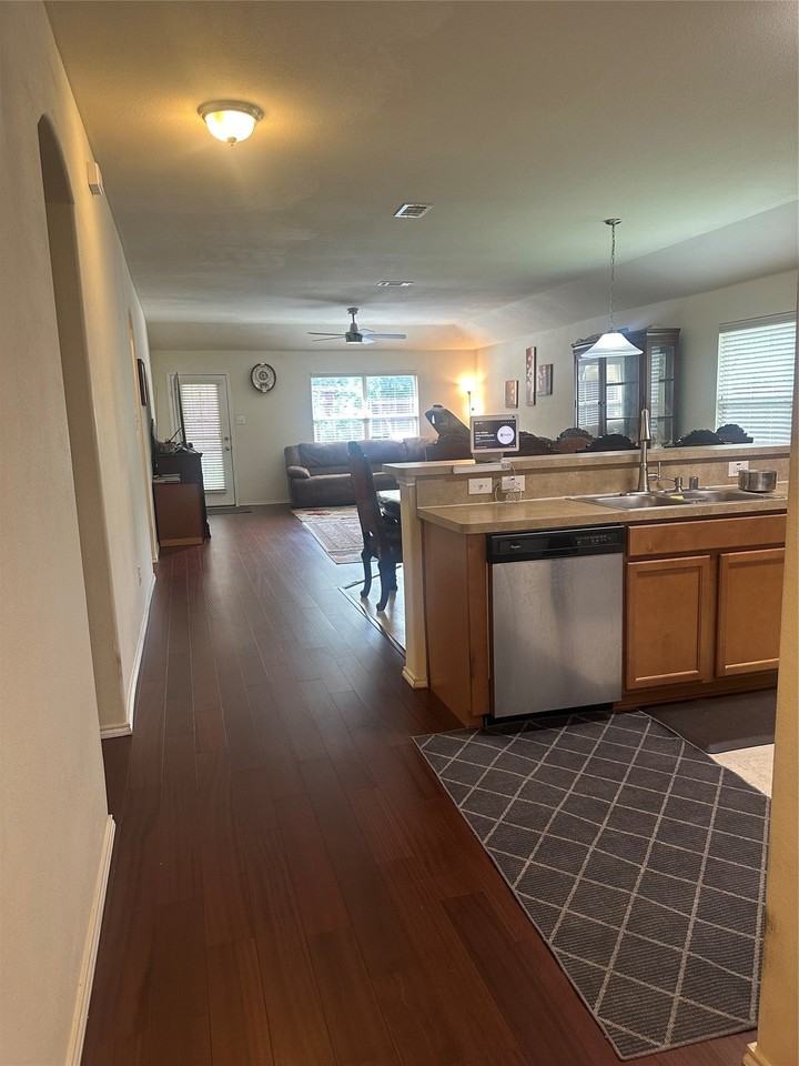 1803 Sea Gull Dr - Photo 6 of 20
