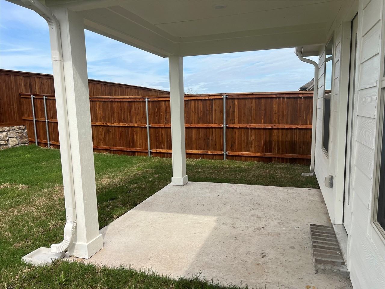3814 Meredith Dr - Photo 3 of 27