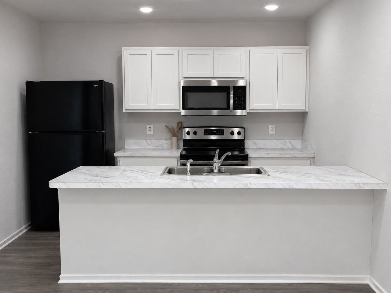 3518 Silver Springs Ct - Photo 2 of 10
