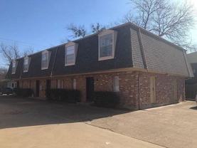 915 N Elm St #3 - Photo 1 of 1