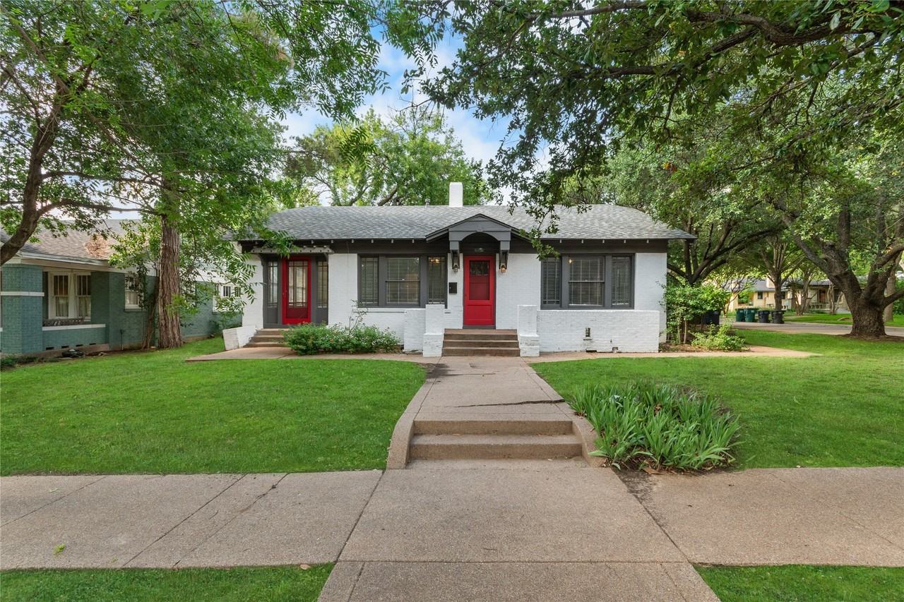 1921 Ben Hall Ct - Photo 2 of 25