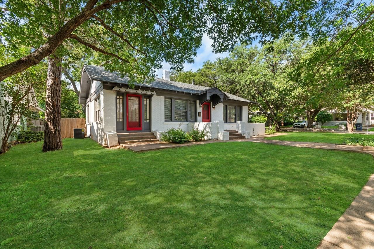 1921 Ben Hall Ct - Photo 3 of 25