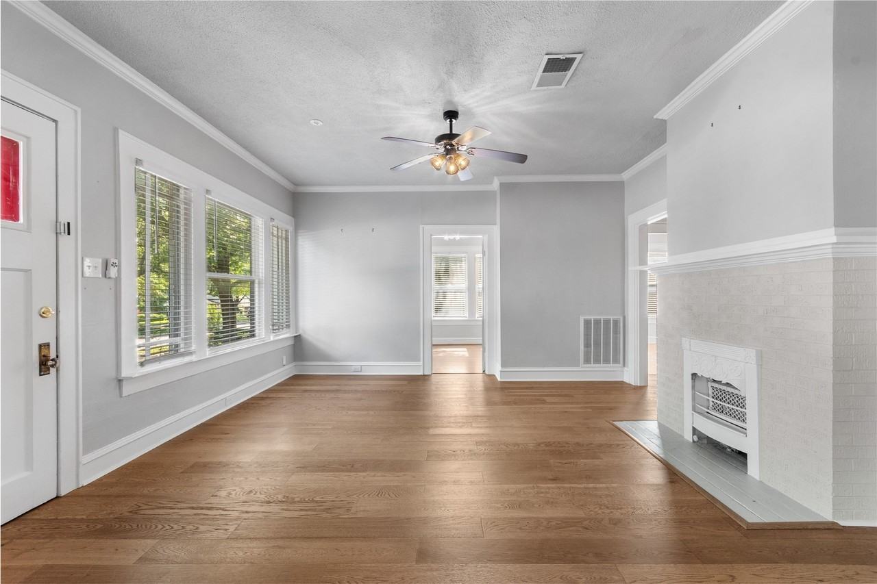 1921 Ben Hall Ct - Photo 6 of 25